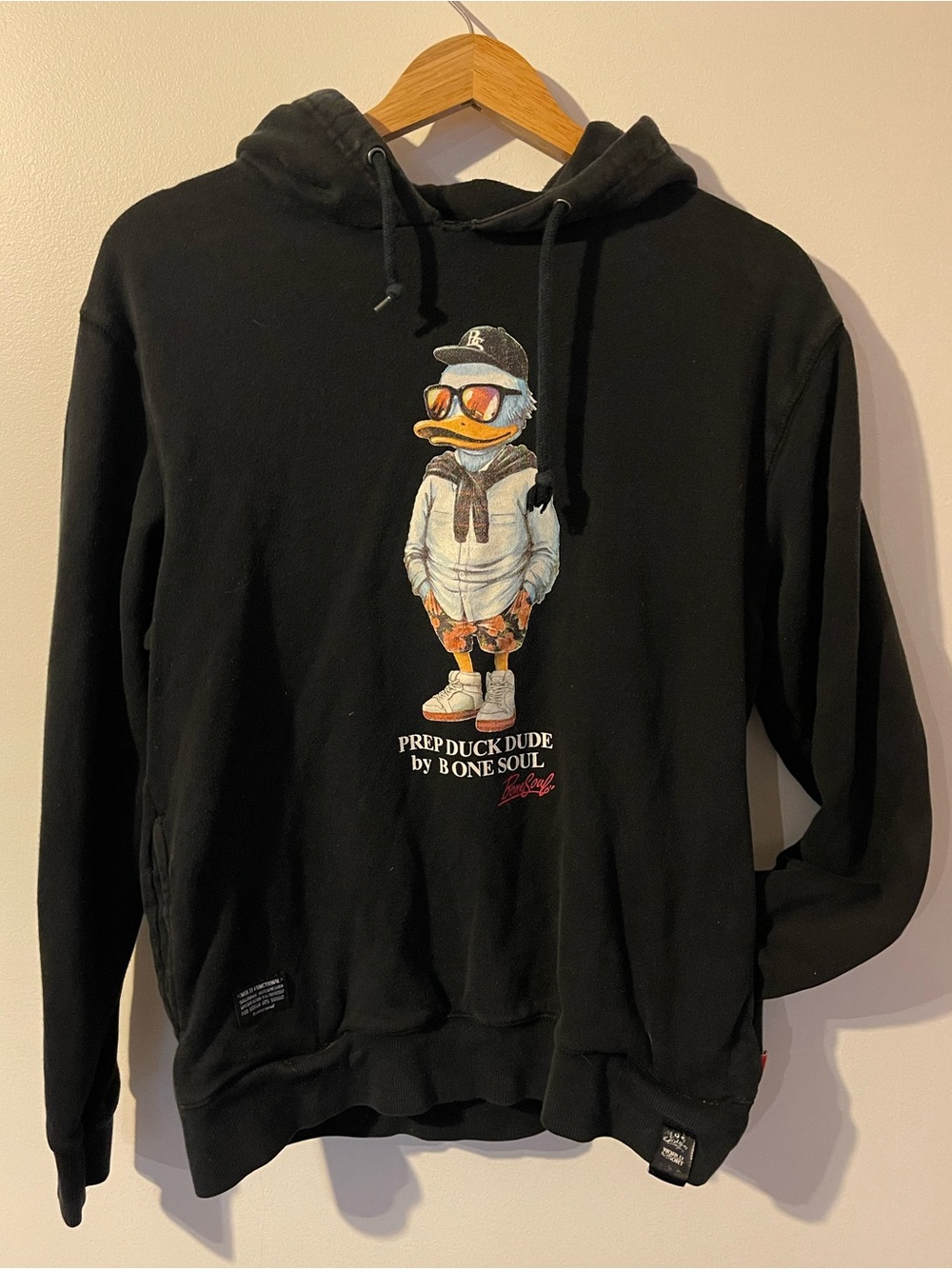 B-One-Soul Duck Dude Graphic Hoodie Sweatshirt Black L